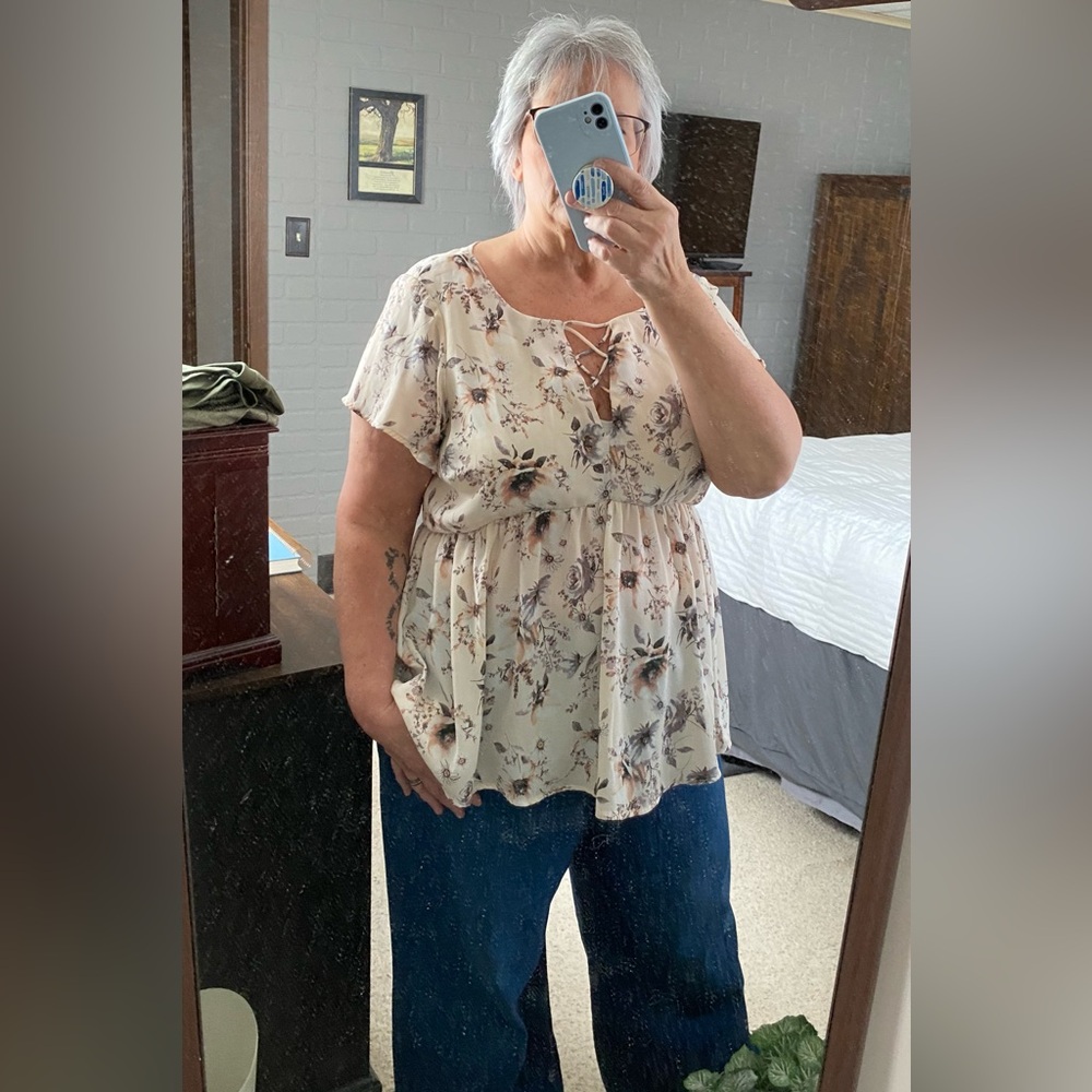 TORRID TOP - 2X
